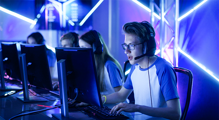 人力资源公司yl23411永利国际专注文娱及消费品领域的顾问指出如今二次元经济已不是小众经济